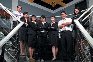 뉴옌사 vs 폭스타운 ‘쇼핑 메카’로 2998-Image